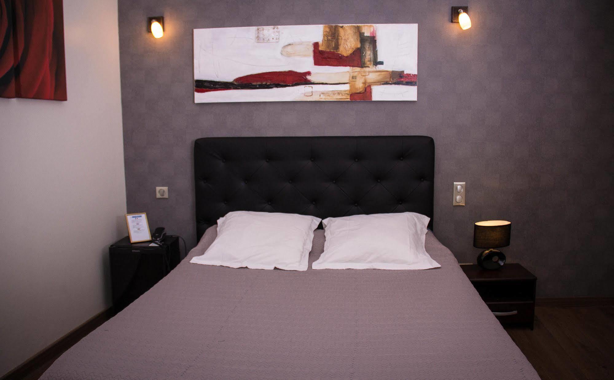 Hotel Memorial Saint-Quentin  Dış mekan fotoğraf